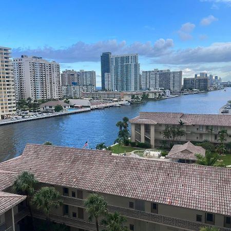 Miami Beach Studio Amazing Views 405B Hallandale Beach Bagian luar foto